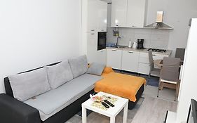 Apartment Oscar